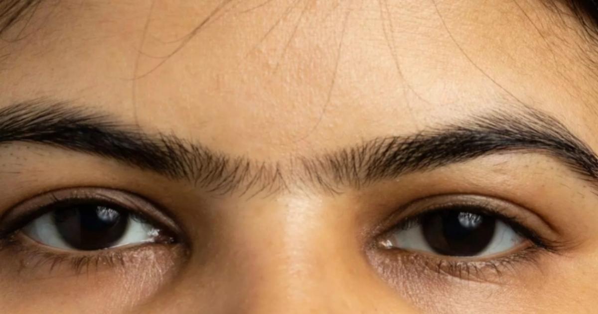 The Unibrow Girl: A Celebration of Unique Beauty